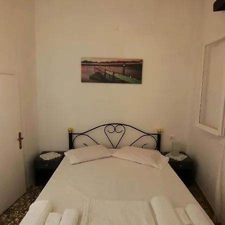 Aparthouse In Old Town Of Lefkas *